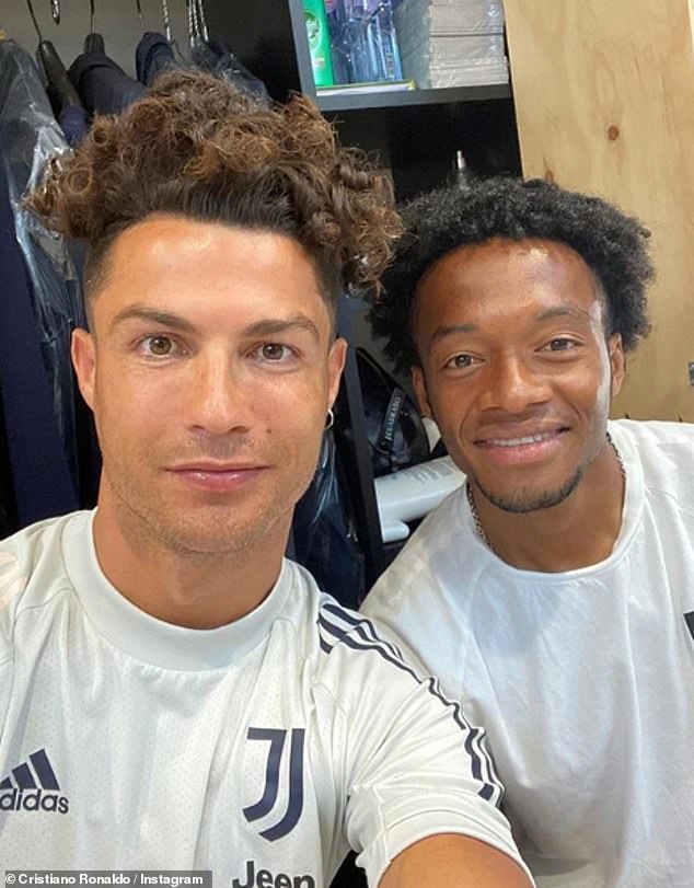 Cristiano Ronaldo shows off his hair transformation as he ...
