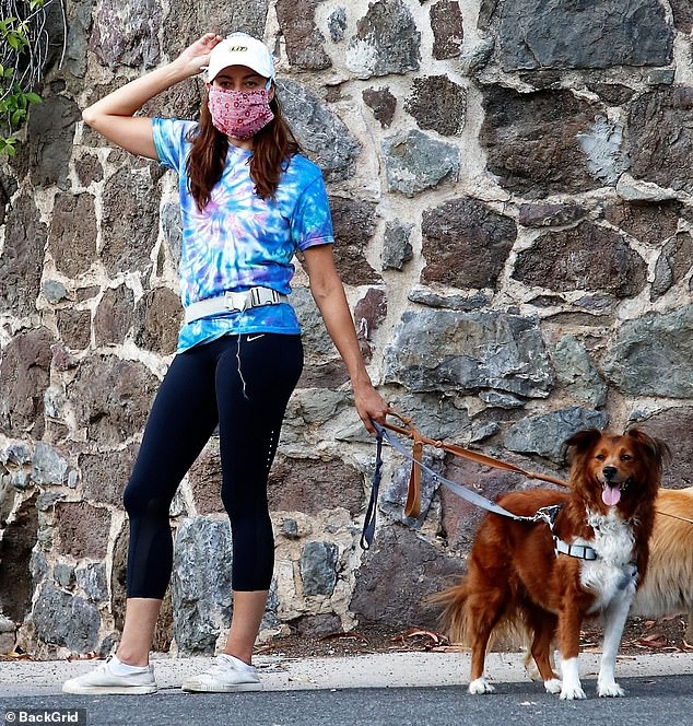 Aubrey Plaza dons a tie-dye tee and leggings as she enjoys an afternoon