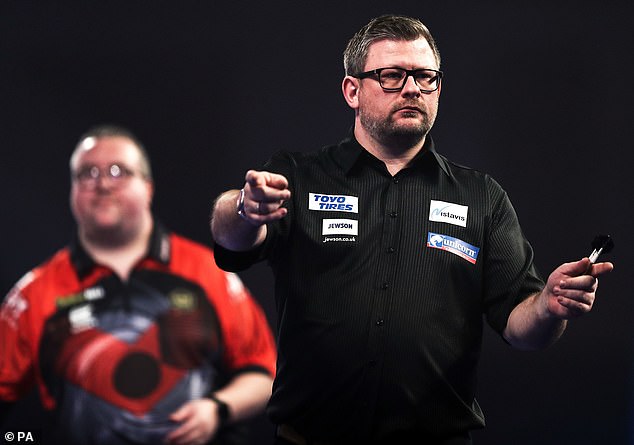 James Wade Hits Ally Pally's First Nine-darter In FIVE YEARS - ReadSector